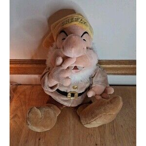 Disney Exclusive Sneezy Snow White And The Seven Dwarfs Plush 16”